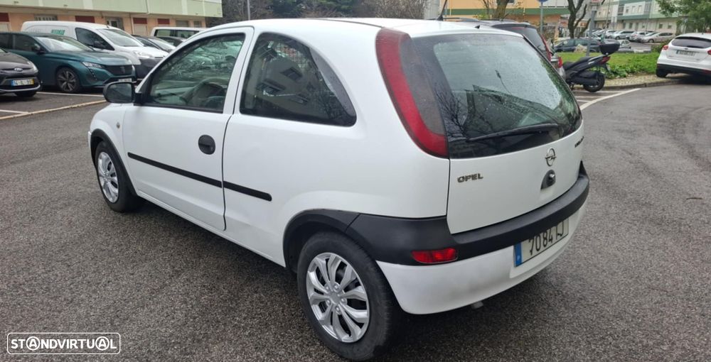 Opel Corsa 1.7 DI - 4