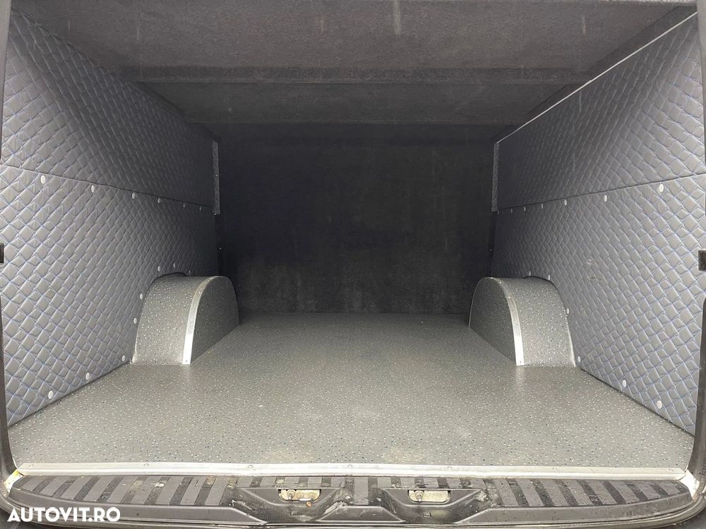 Mercedes-Benz Sprinter Luxury Transport – Fotolii Individuale + Pat + TV - 17