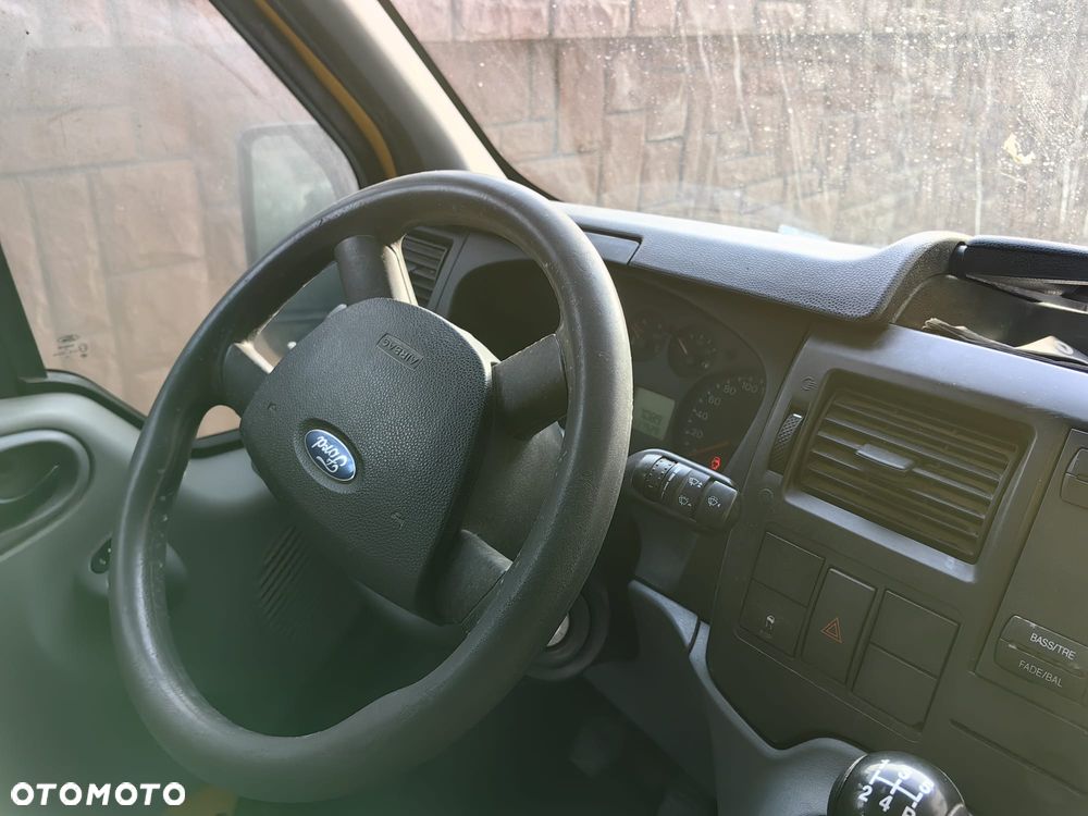 Ford Transit 350L Trend - 2