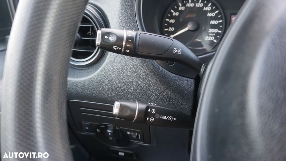 Mercedes-Benz Vito - 17