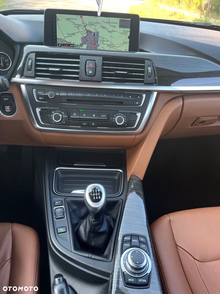 BMW Seria 3 320d Blue Performance Luxury Line - 23