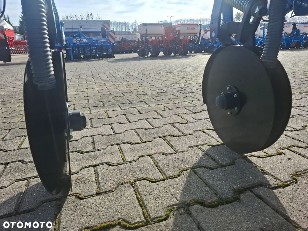 Inny CARRE FERTILOC+ - 29