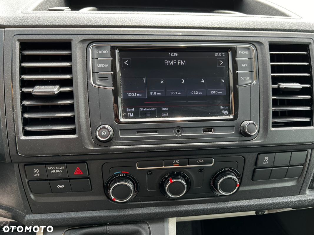 Volkswagen Transporter - 15