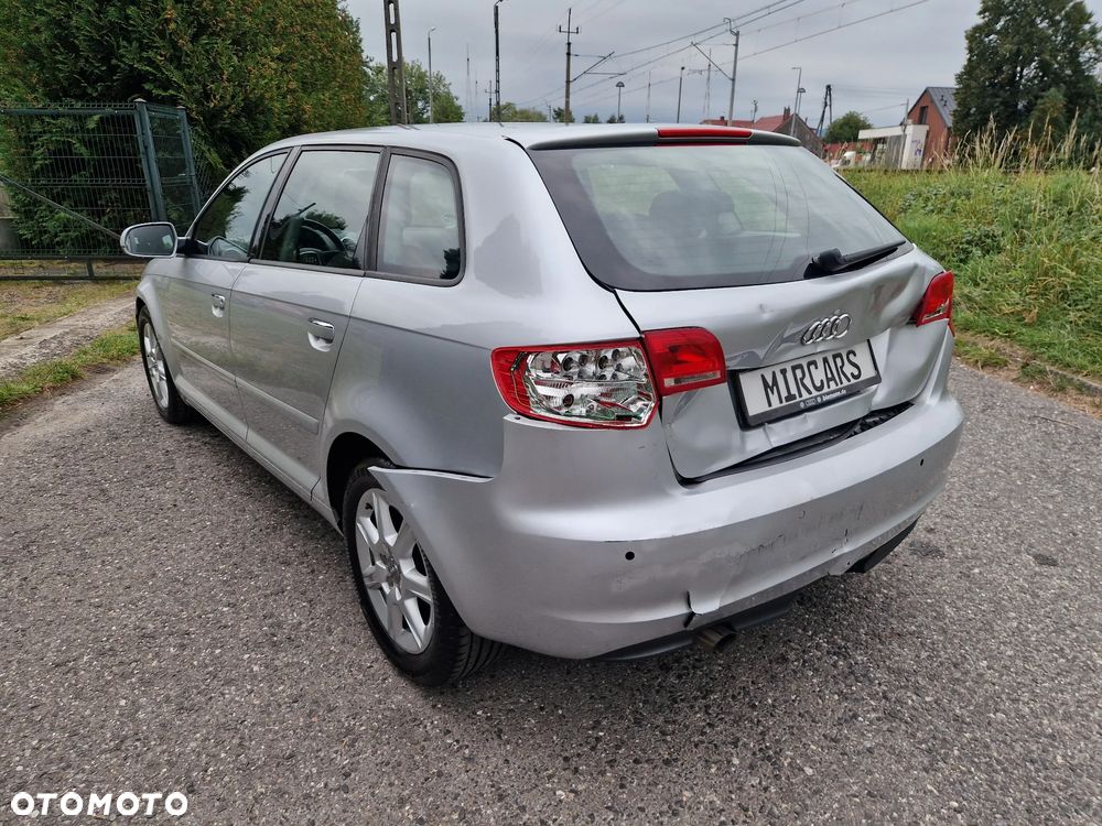 Audi A3 Sportback 2.0 TDI Attraction S tronic - 4