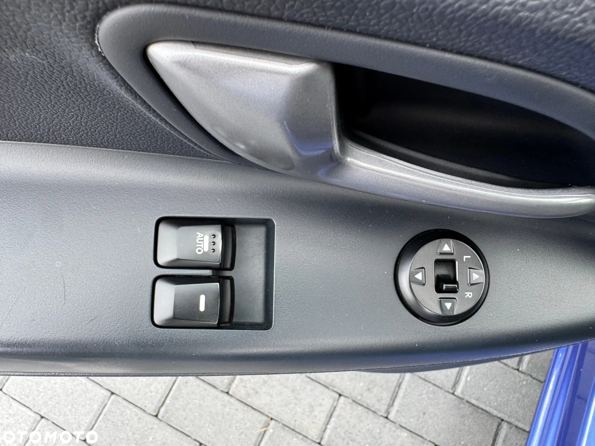 Kia Rio 1.2 L - 33