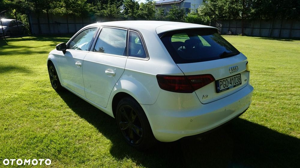 Audi A3 Sportback - 7