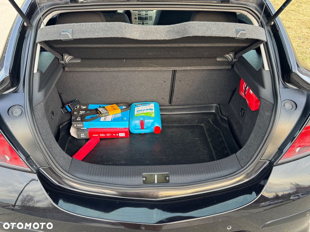 Opel Astra 1.6 Essentia - 12