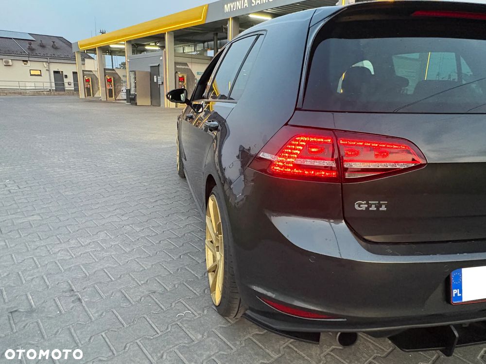 Volkswagen Golf 2.0 TSI BMT GTI - 31