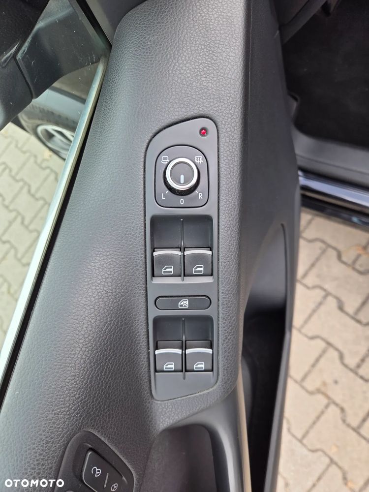 Volkswagen Tiguan 2.0 TDI DPF Sport & Style - 14