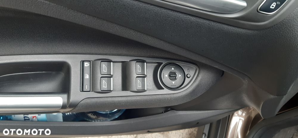 Ford C-MAX 1.5 EcoBoost Titanium ASS - 37