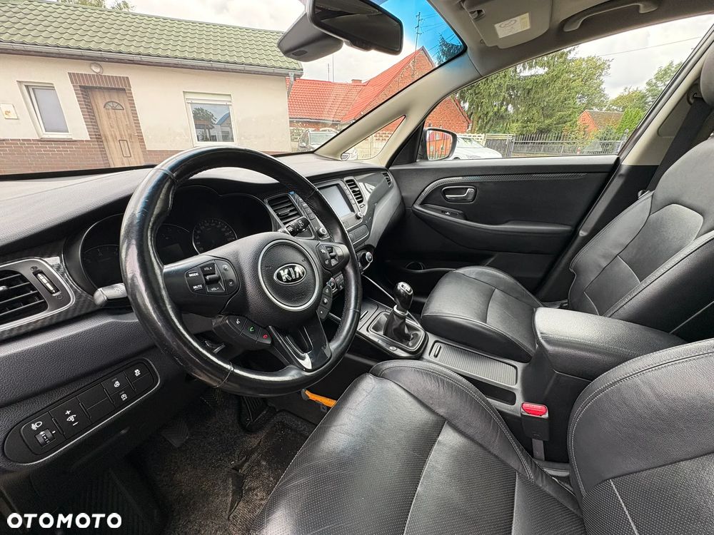 Kia Carens 1.6 GDI Edition 7 - 10