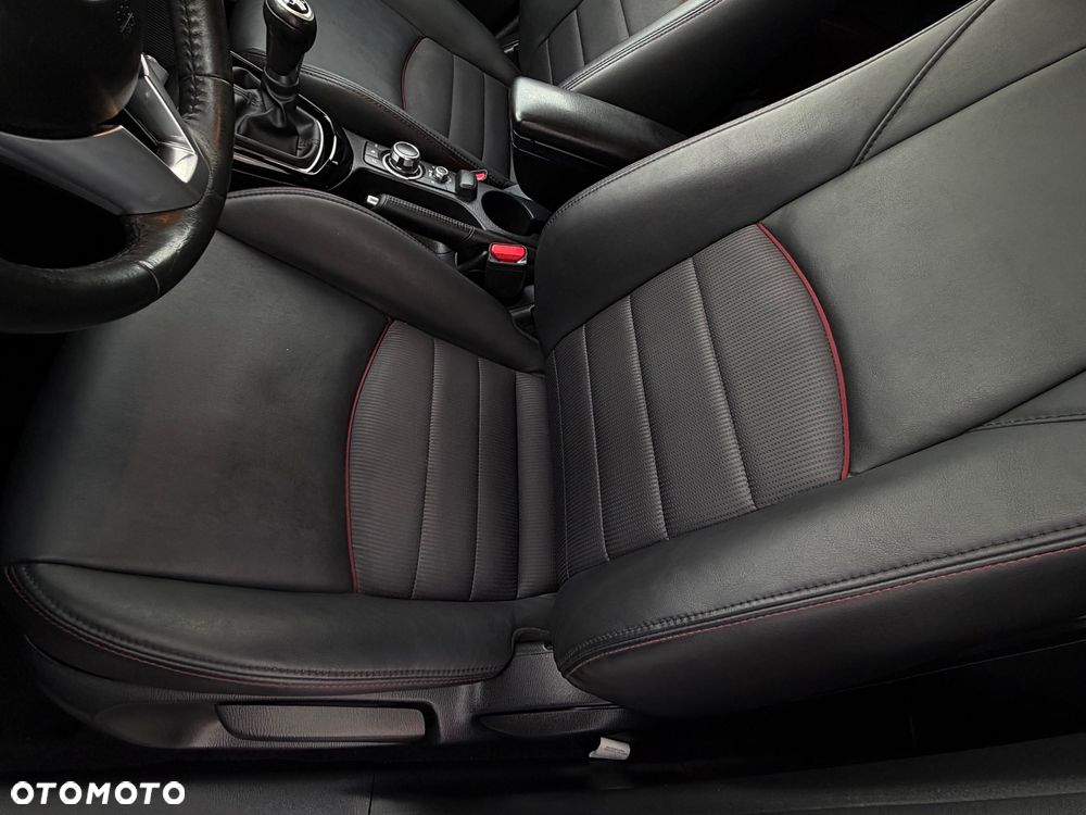 Mazda CX-3 SKYACTIV-G 120 FWD Sports-Line - 26