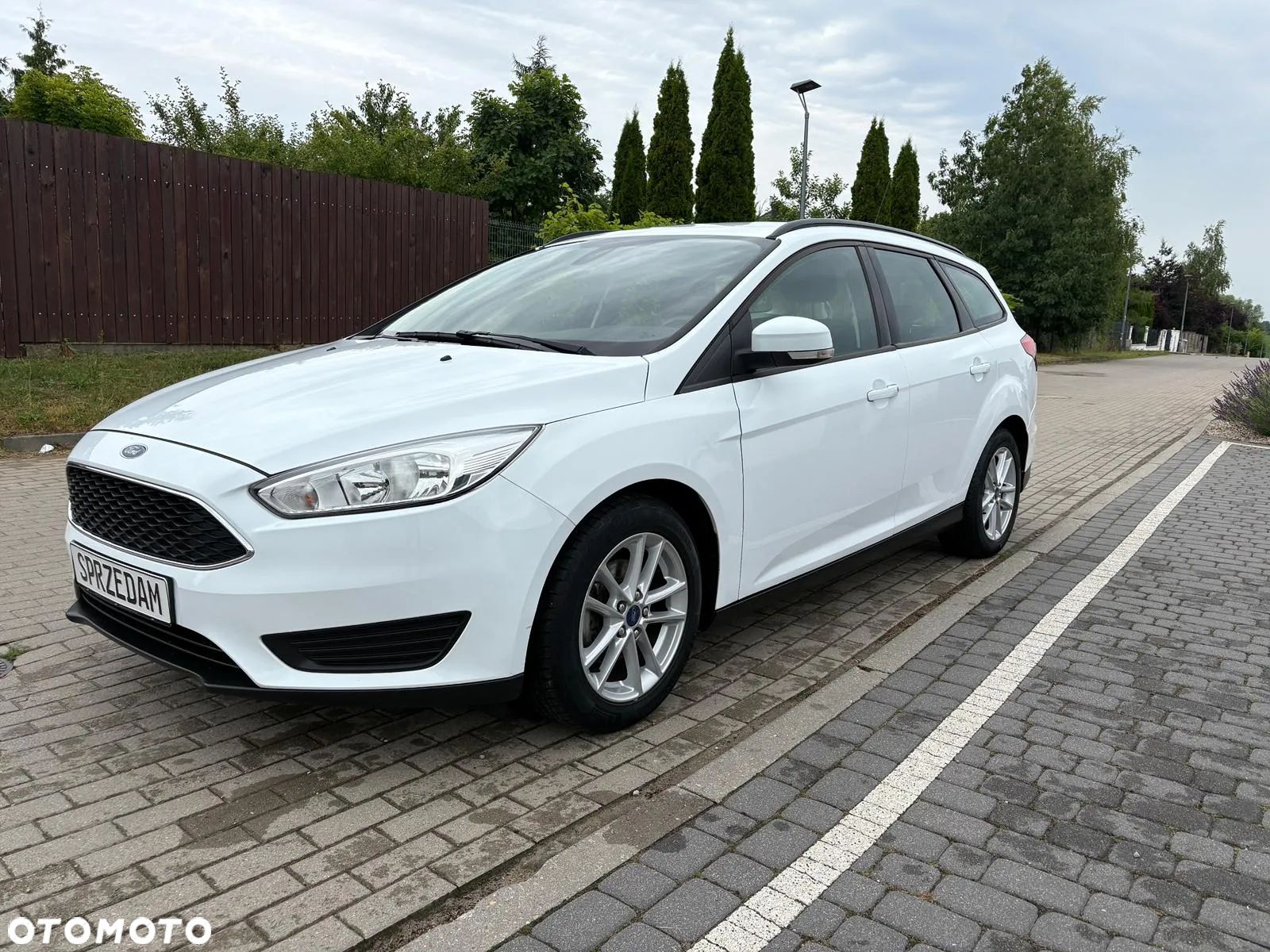 Ford Focus 1.0 EcoBoost 99g Edition Start - 1