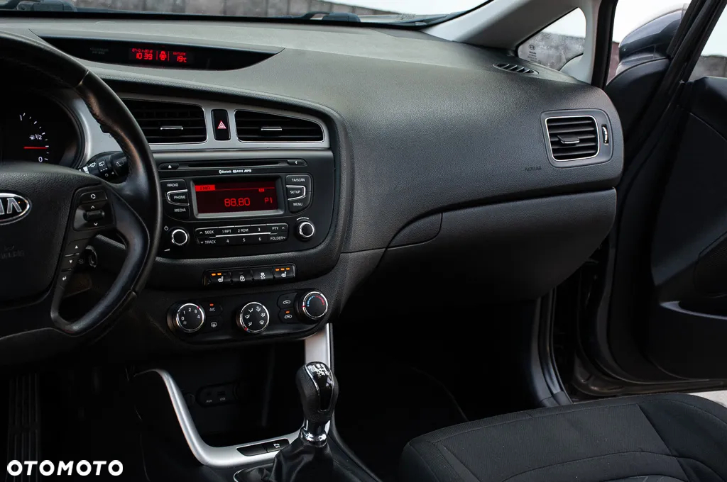Kia Ceed Cee'd 1.6 CRDi XL - 29