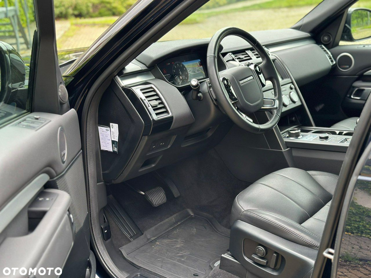 Land Rover Discovery 2.0 Si4 HSE Luxury - 6
