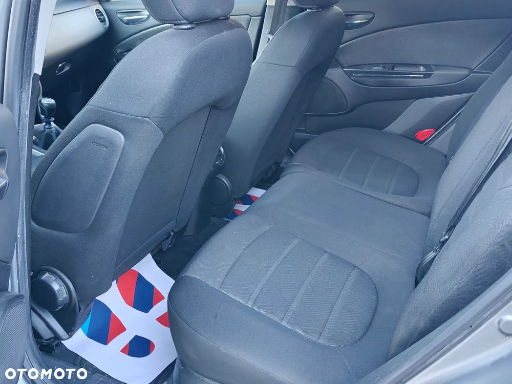 Fiat Bravo 1.6 Multijet 16V DPF Pur-O2 Dynamic - 8