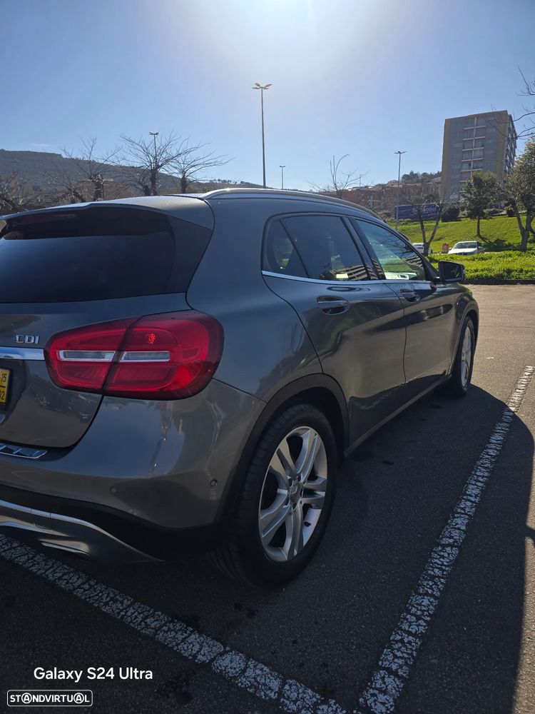 Mercedes-Benz GLA 180 CDI - 4