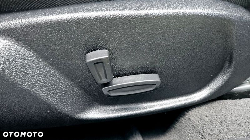 Ford Mondeo 2.0 TDCi Titanium S - 39