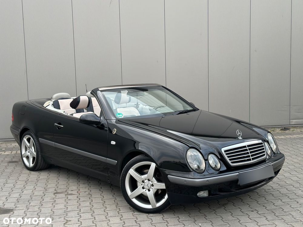 Mercedes-Benz CLK 320 - 3
