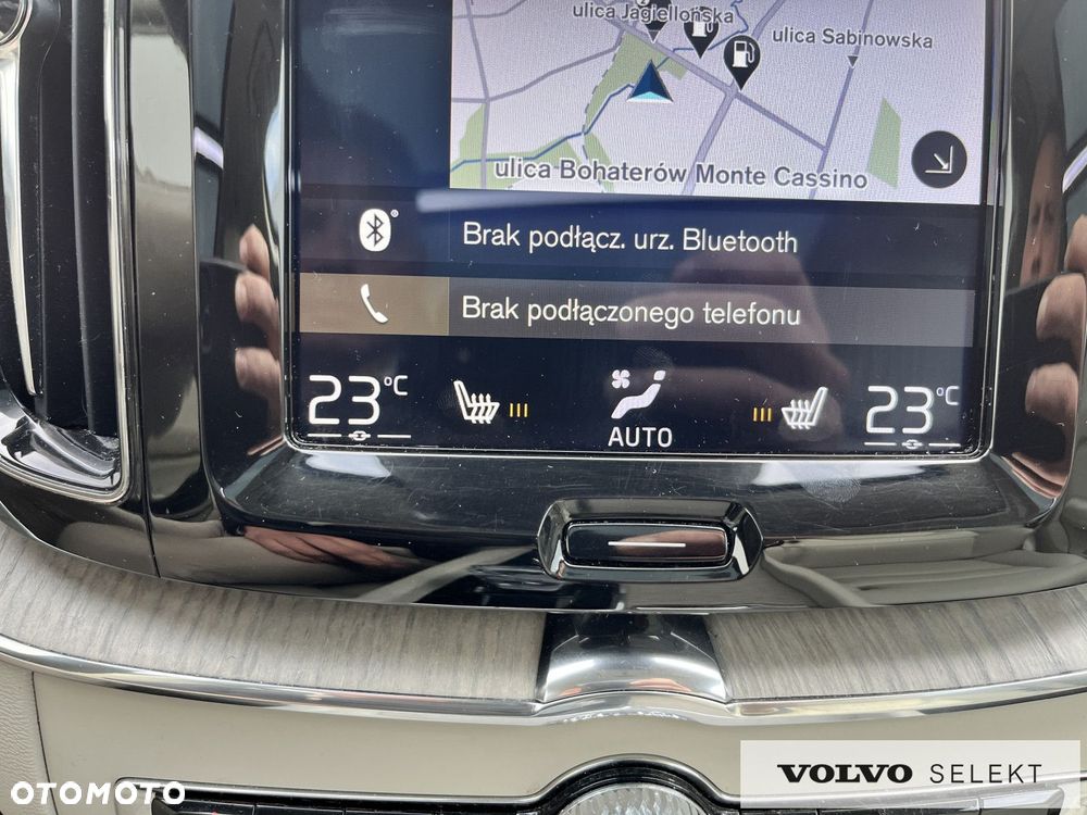 Volvo XC 60 - 21