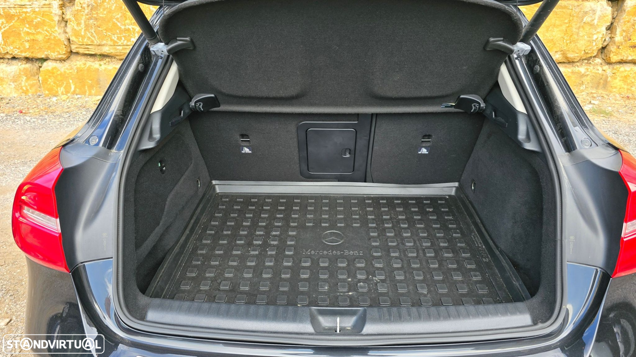 Mercedes-Benz GLA 200 CDi - 41