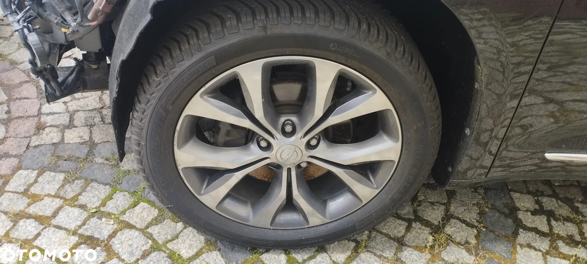 Chrysler Pacifica - 8