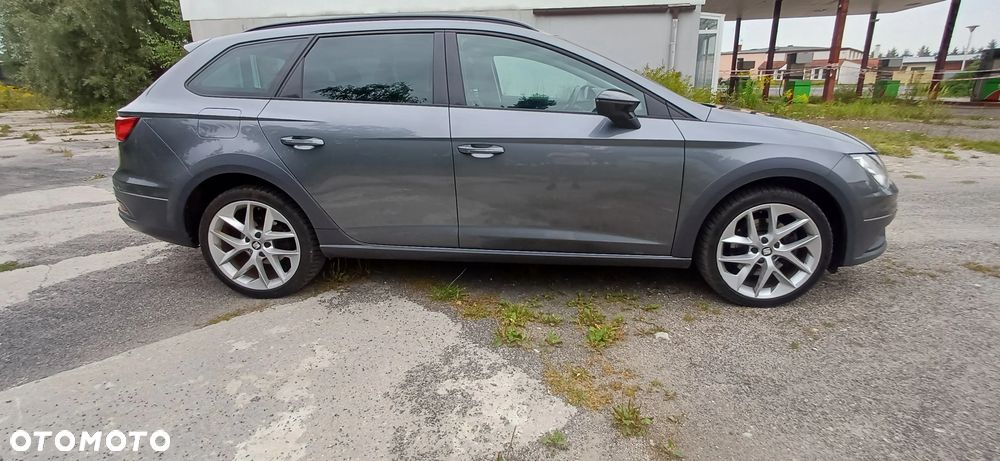 Seat Leon 1.8 TSI Start&Stop DSG XCELLENCE - 1