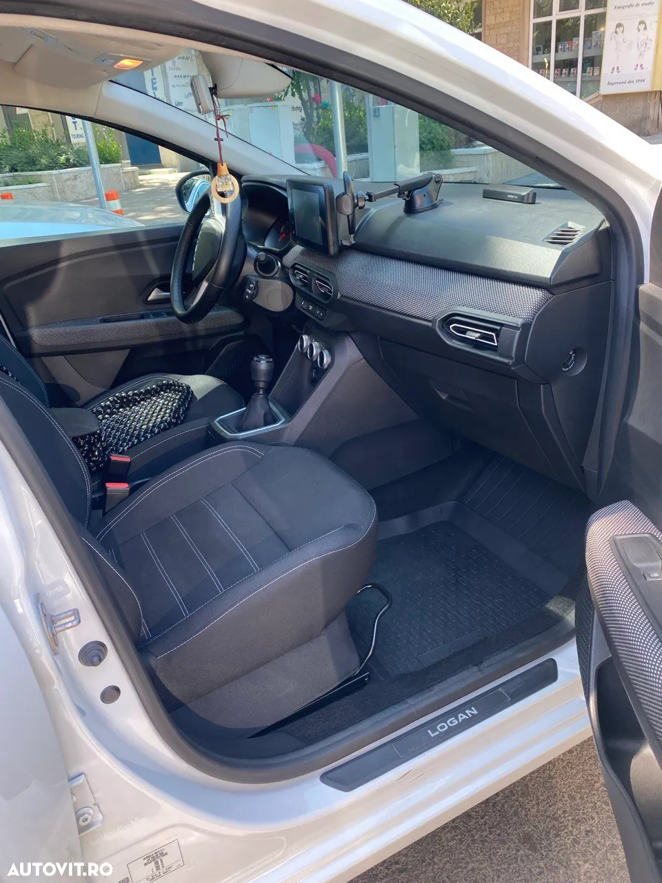 Dacia Logan TCe 90 MT6 Prestige - 10
