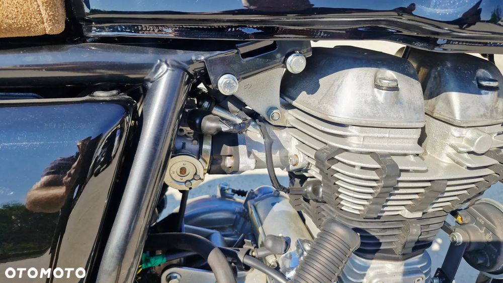 Royal Enfield Continental - 13