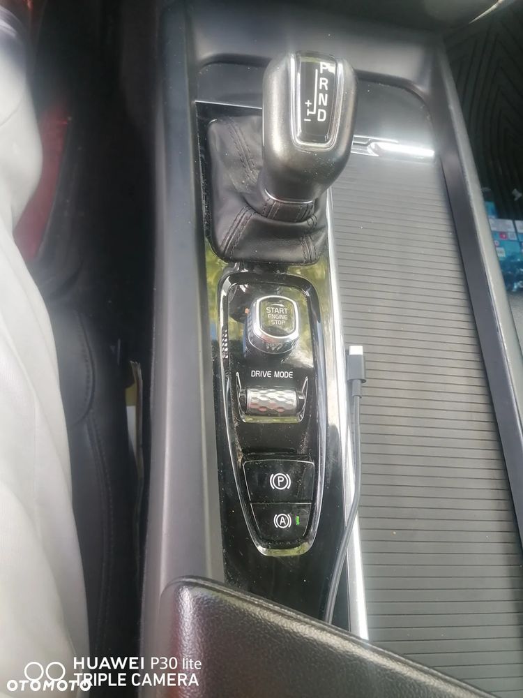 Volvo S60 T6 AWD Dynamic Edition (Momentum) - 14