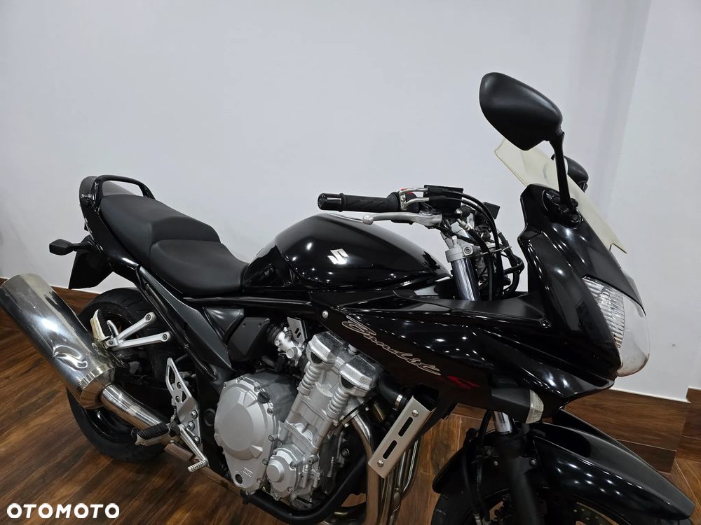Suzuki Bandit - 24