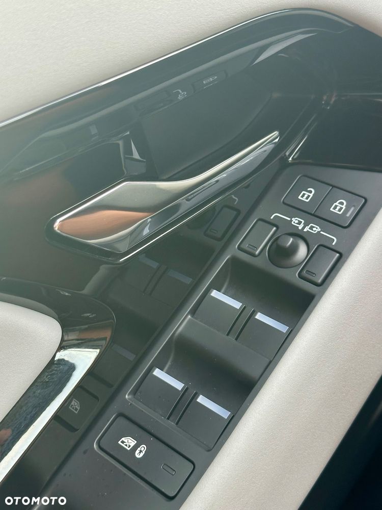 Land Rover Range Rover Evoque - 29