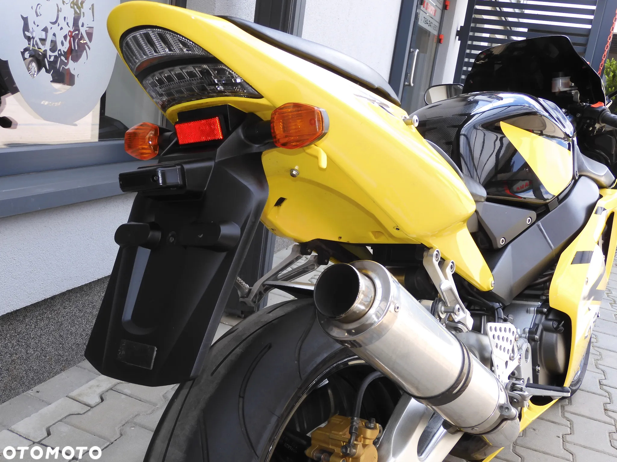 Honda CBR - 24