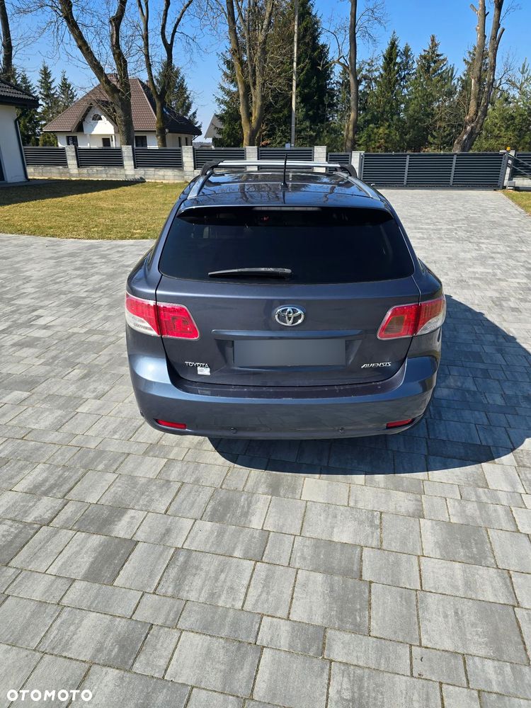 Toyota Avensis 2.2 D-4D Prestige NAVI - 17