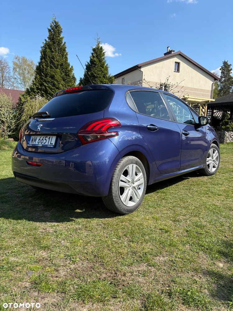 Peugeot 208 1.2 PureTech Style - 23