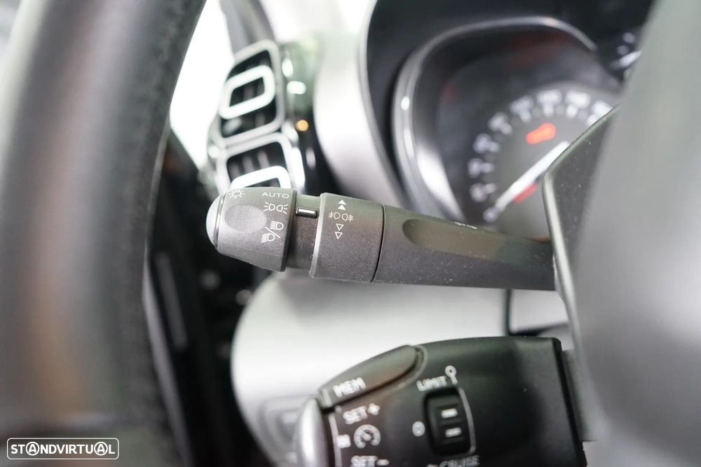 Citroën C3 Aircross 1.2 PureTech Shine - 24