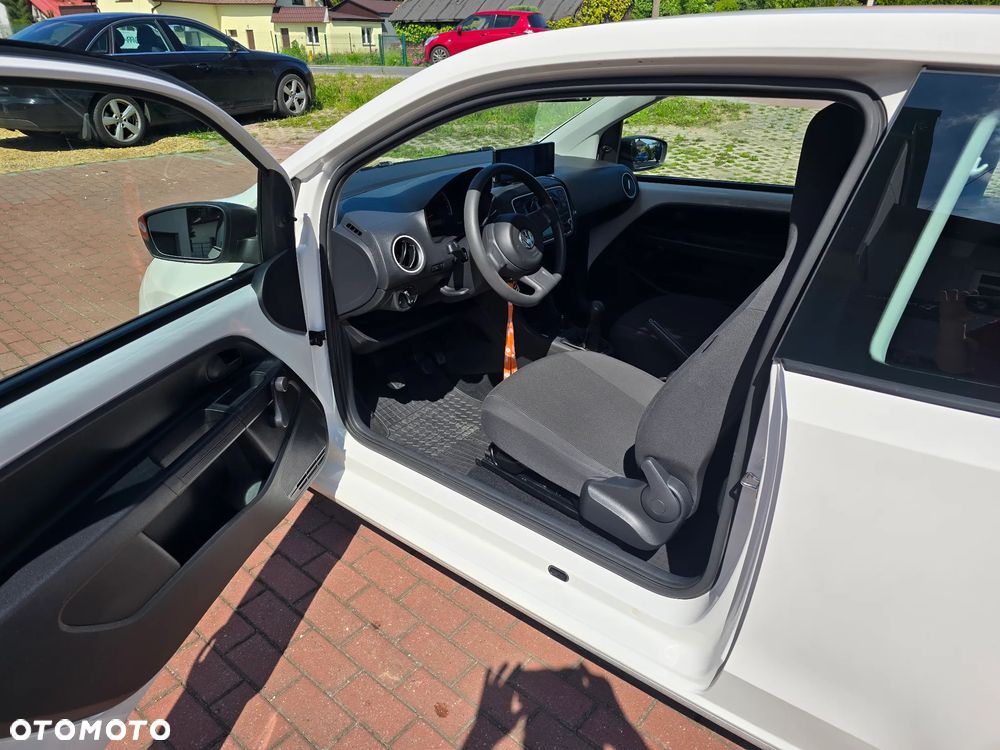 Volkswagen up! 1.0 Take - 21