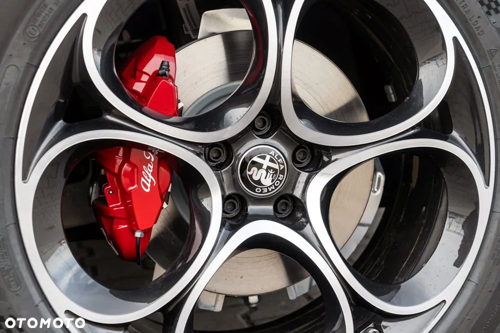 Alfa Romeo Stelvio 2.0 Turbo Veloce Q4 - 10