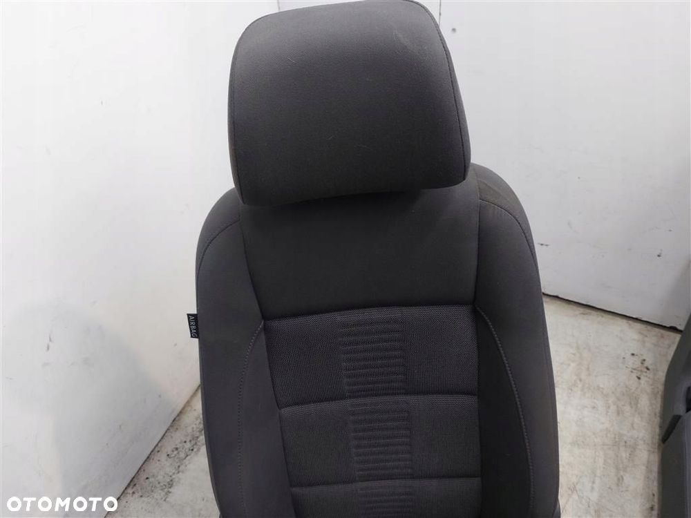 Fotele komplet VW Touran 2007-2010 LIFT WERSJA EUROPEJSKA ŁADNE - 7