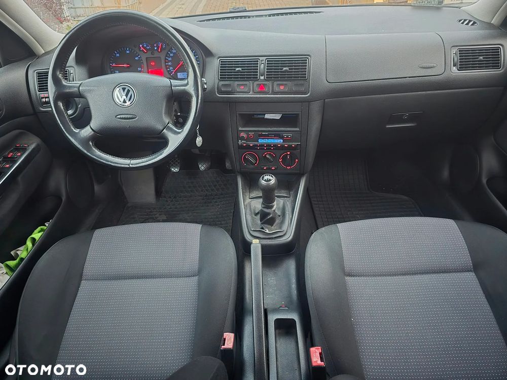 Volkswagen Golf 1.9 TDI Comfortline - 6