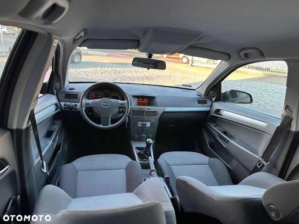 Opel Astra - 29