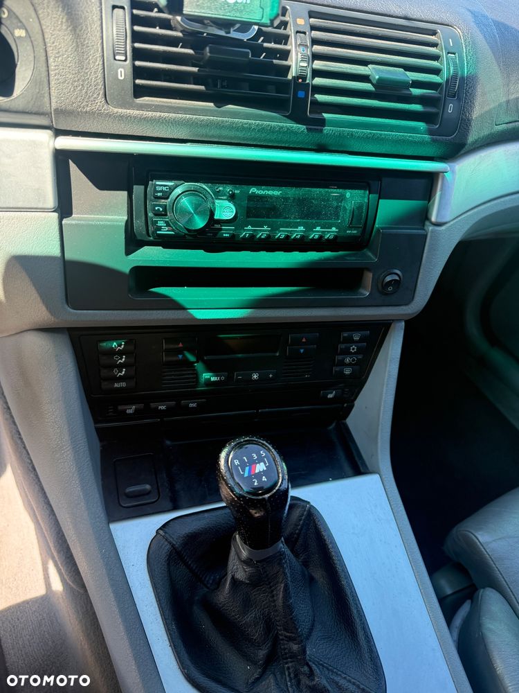 BMW Seria 5 - 16