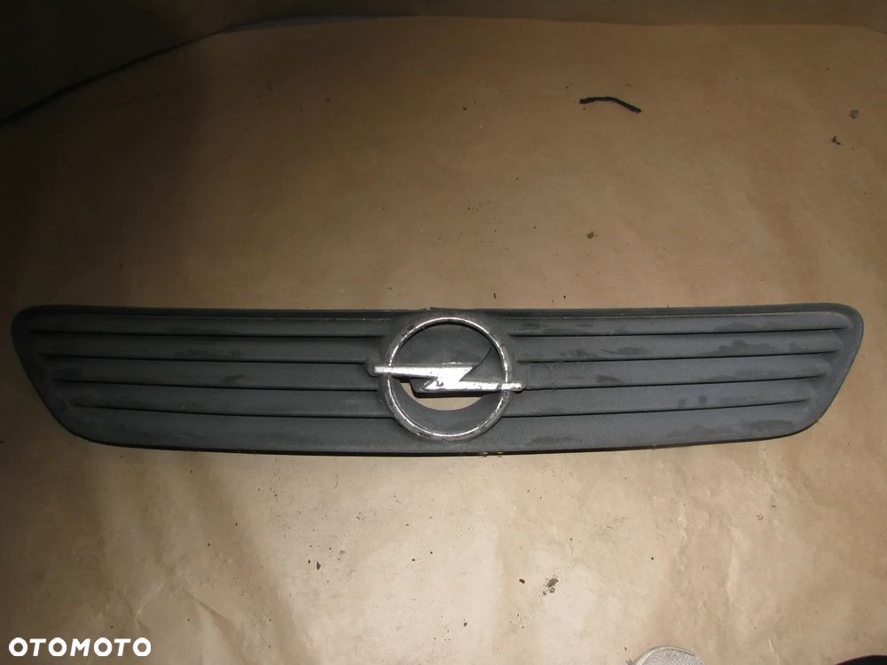 Atrapa Grill przód Opel Astra II G 90588120 - 1