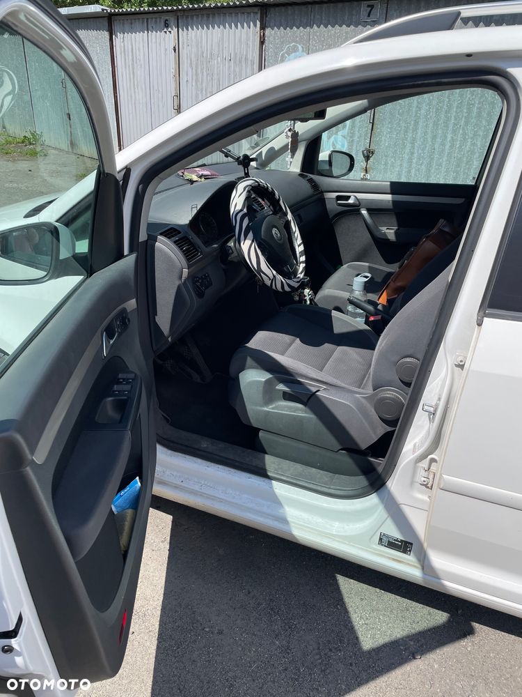 Volkswagen Touran 1.9 TDI Freestyle - 5