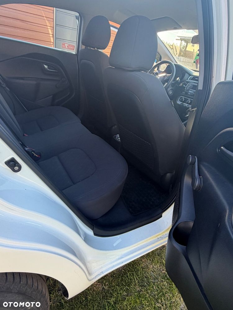 Kia Rio 1.1 crdi L - 8