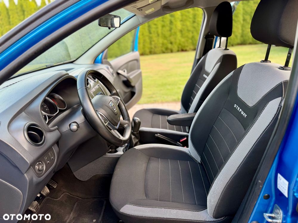 Dacia Sandero Stepway TCe 90 (S&S) Celebration - 9