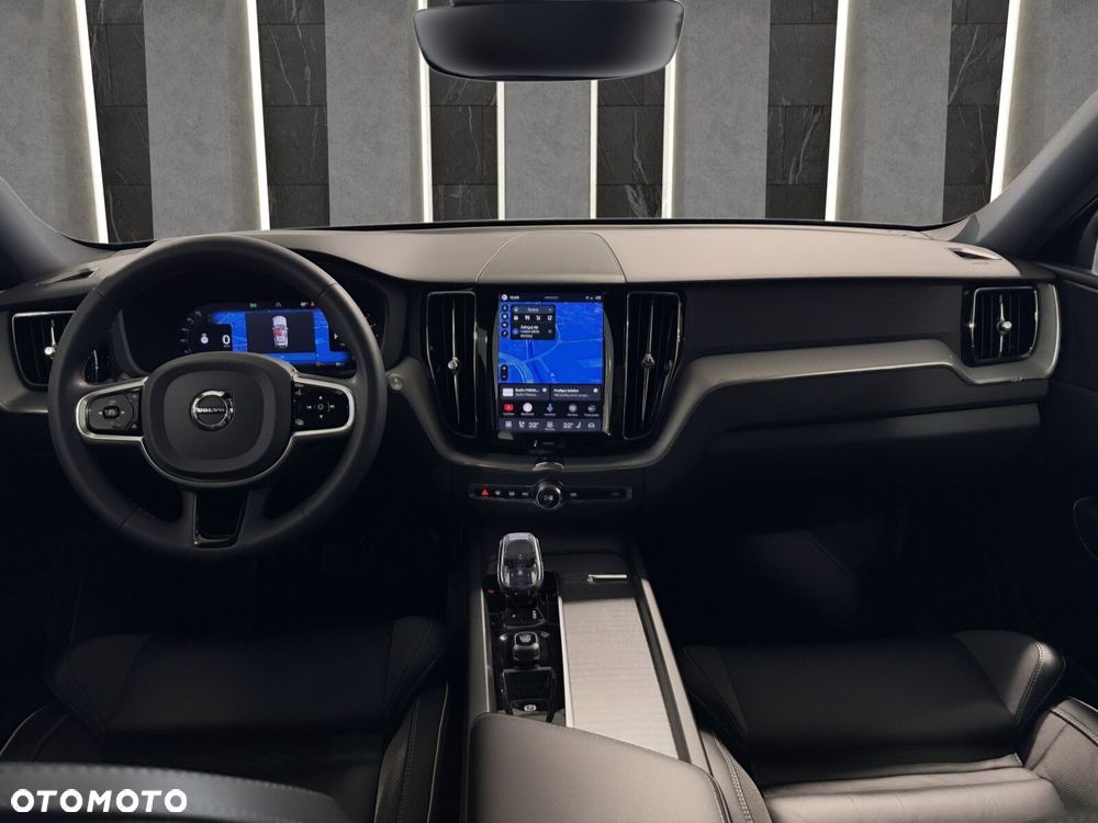 Volvo XC 60 B4 D AWD Plus Dark - 12