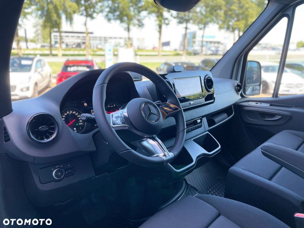 Mercedes-Benz Sprinter 317 CDI Hak 3,5 t Distronic Plus Reflektory LED - 13