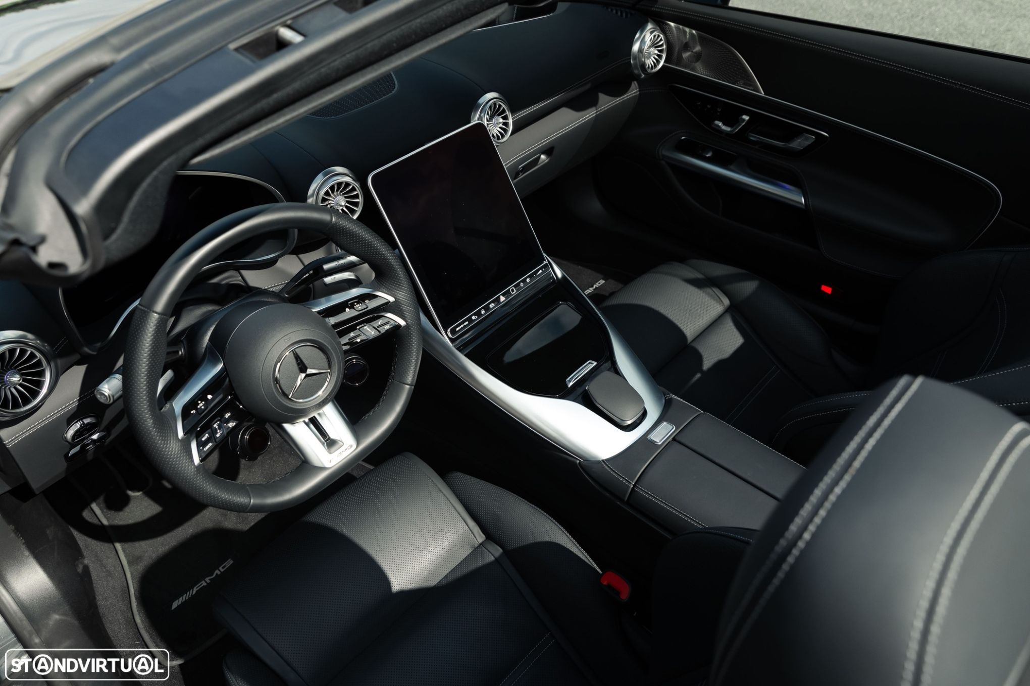 Mercedes-Benz SL 63 AMG 4Matic+ - 17