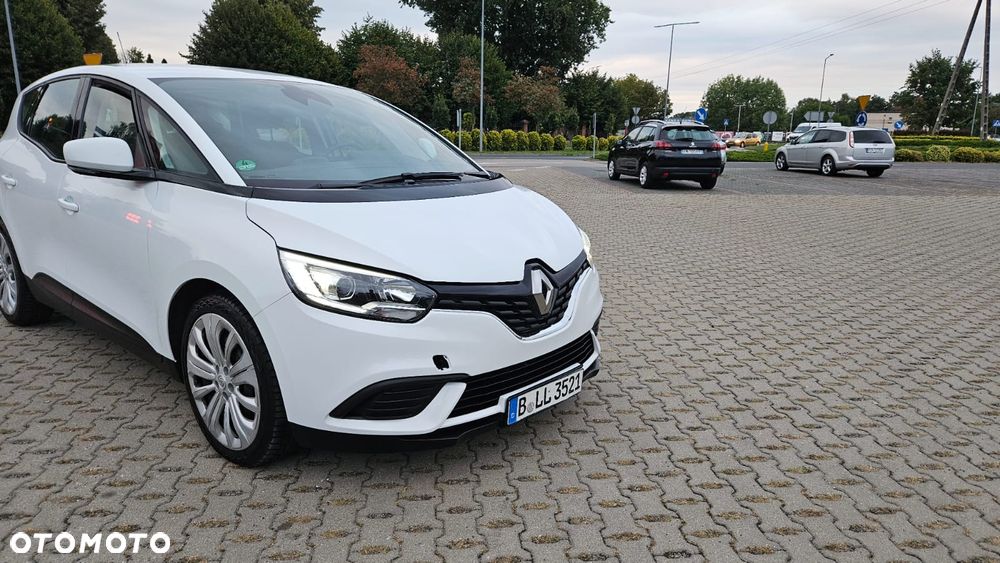 Renault Scenic - 2